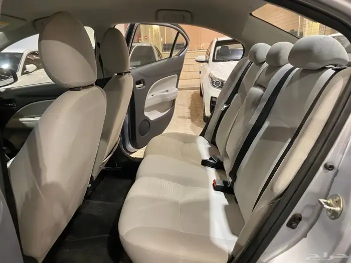 ميتسوبيشي اتراج الموديل 2022 نظيفة ممشي قليل علي الفحص 30