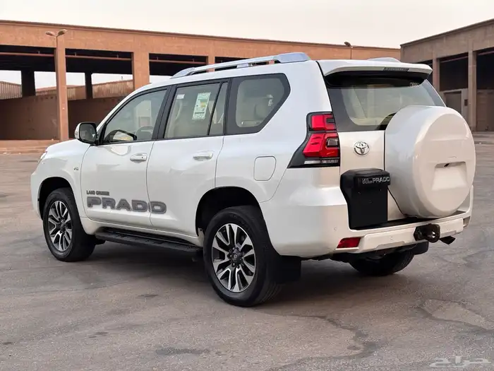 تويوتا برادوTXL 2022فل كامل عداد40 الف 6