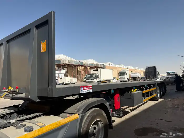 سطحة 3 محاور وناقلات كونتينر 14