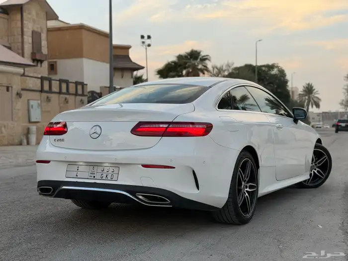 مرسيدس E200 kit amg - كوبيه 2020 2
