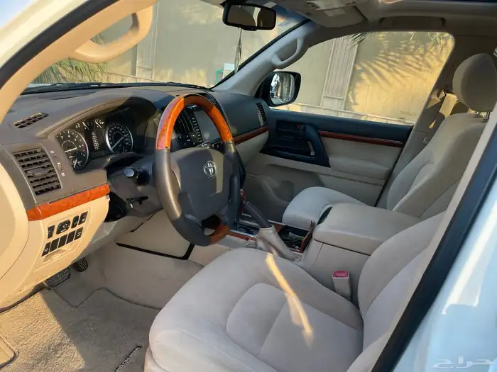 لاند كروزر GXR سعودي 2014 23