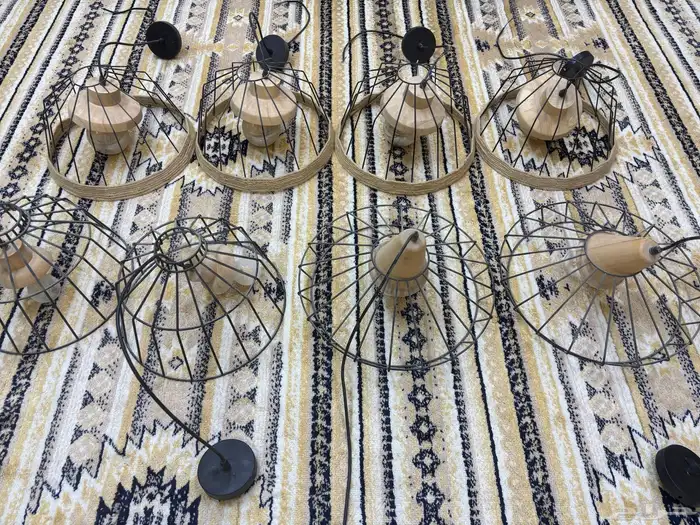 ثريات معلقه بإضاءت للبيع 3