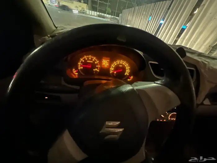 سوزوكي سويفت 2013 4