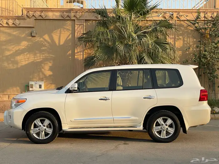 لاند كروزر GXR سعودي 2014 14