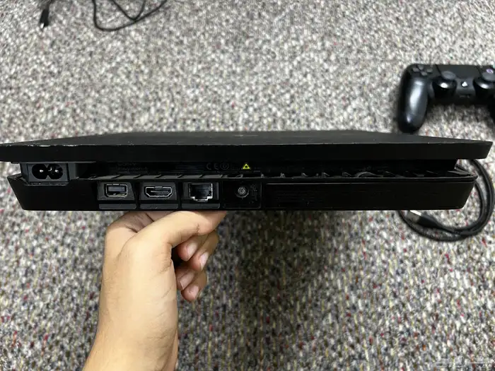 بلايستيشن 4   سوني 4 4