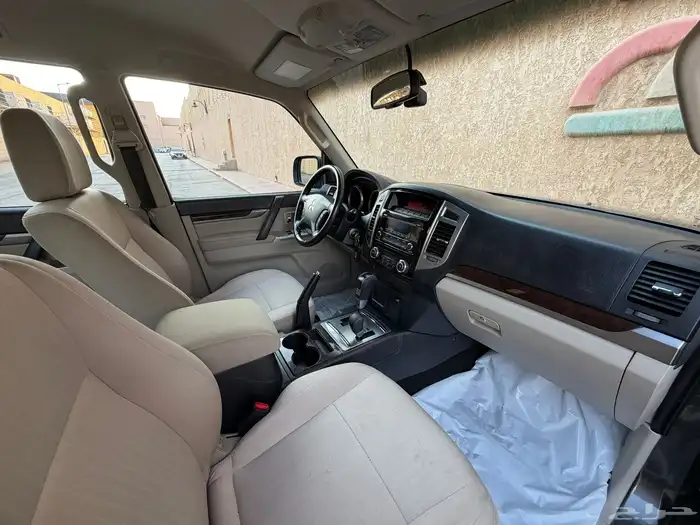 ميتسوبيشي باجيرو موديل 2020 43