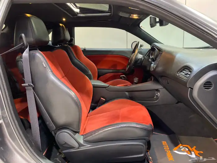 دودج تشالنجر GT 2019 عداد 62 الف بحالة الوكالة 19