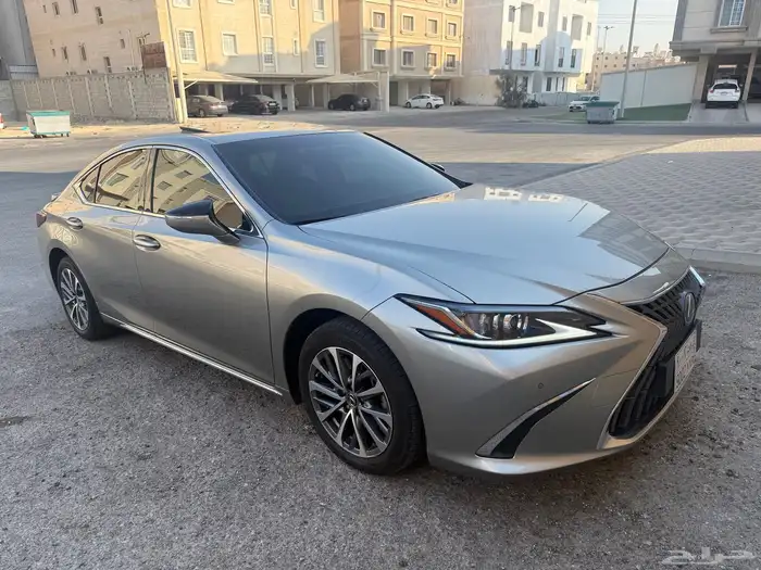لكزس ES 350 SA فئة CA بريمي 2024 1
