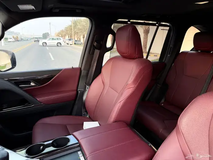 جيب لكزس LX600 2022 - شبه الجديد سعودي 40