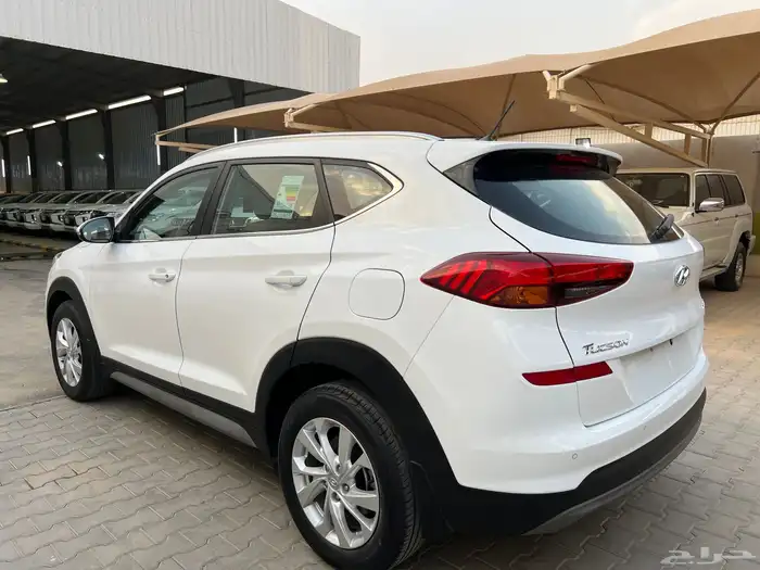 توسان 2021 بنزين دبل نظيف جدا لدى قمة الاطلال 19