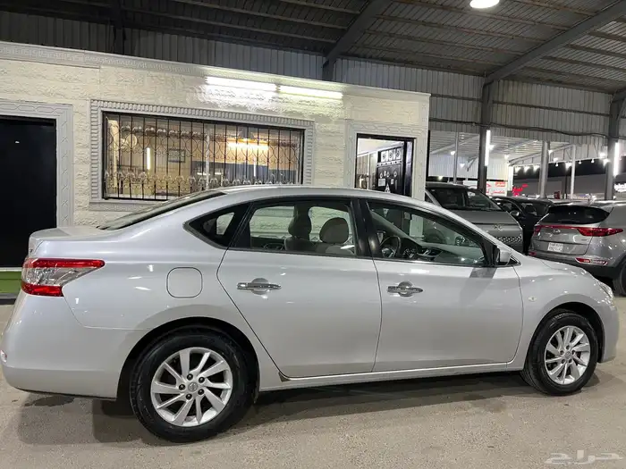 سنترا 2019 فل كامل نظيف لدى قمة الاطلال 8