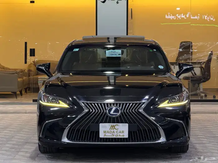 لكزس - ES 300 h - 2020 - ممشى قليل ( بحاله ممتازه ) 1