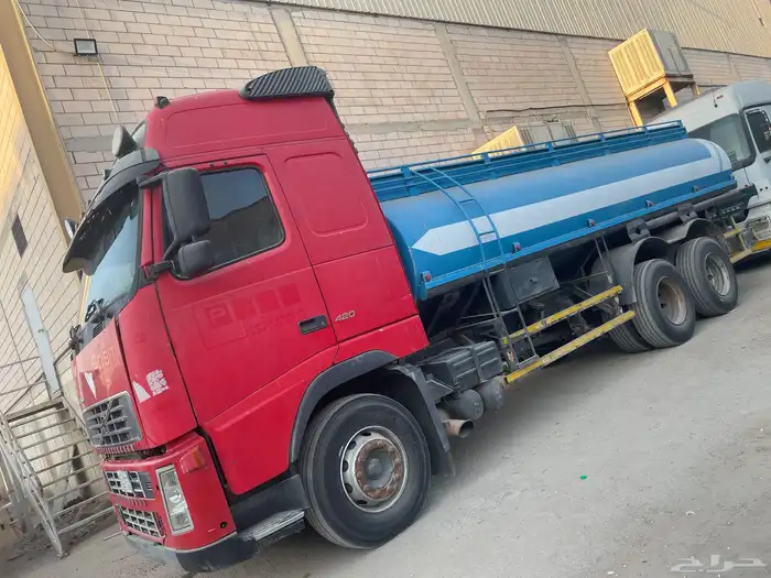 سقس فولفو للبيع مديل2003 2