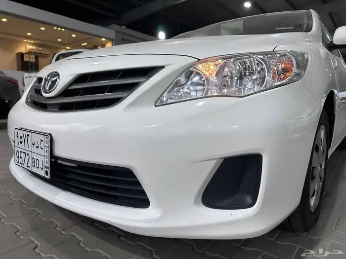 تويوتا كورولا 2013 أوتوماتيك ( مخزنه ) 3