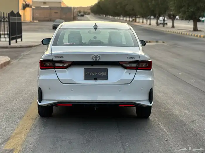تويوتا يارس 2024 8
