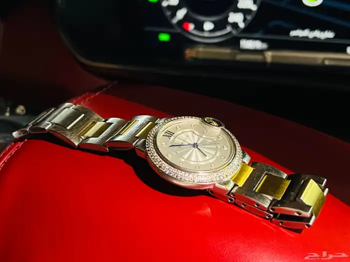 ساعة بالون بلو كارتير كرستال 2