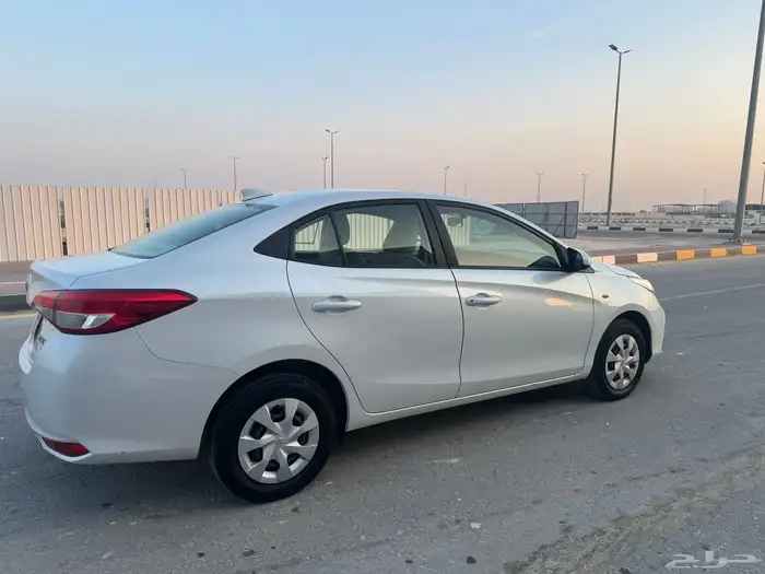 تويوتا يارس 2021 - نظيف جدا 13