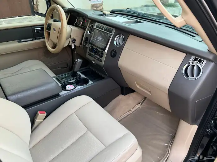 فورد اكسبديشن 2012 (بحالة ممتازة) 21