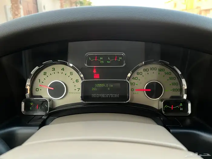 فورد اكسبديشن 2012 (بحالة ممتازة) 12