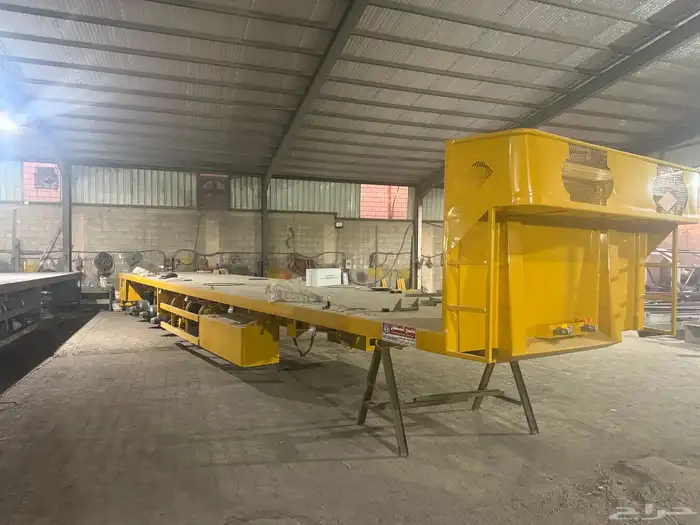 سطحة 3 محاور وناقلات كونتينر 1