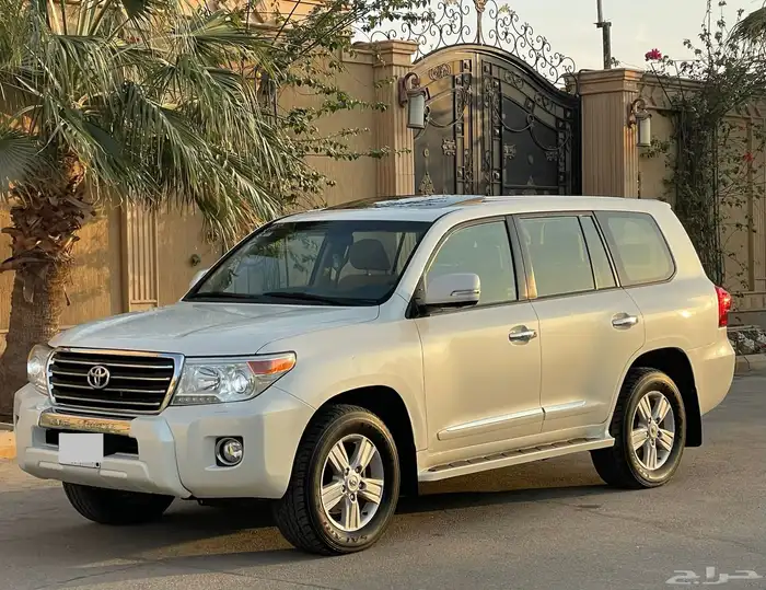 لاند كروزر GXR سعودي 2014 17