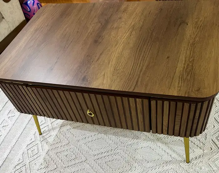 طاولة كبيره  طاولات خدمة 2