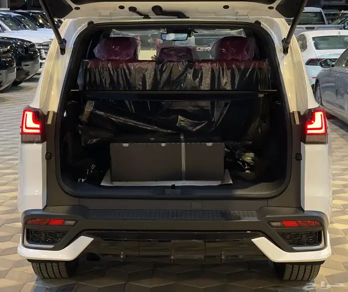 لكزس بي بي 2025 وارد سعودي 5