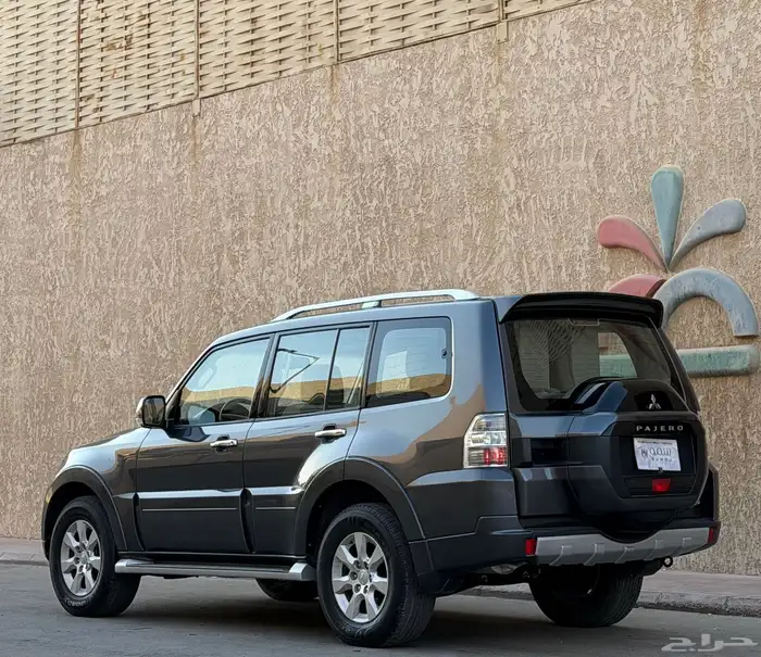 ميتسوبيشي باجيرو موديل 2020 5