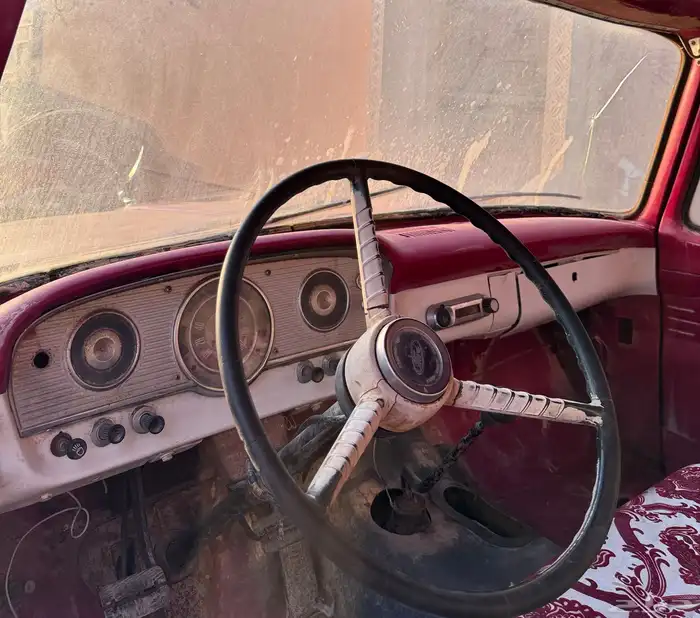 للبيع فورد لوري موديل 1966 شغال 9