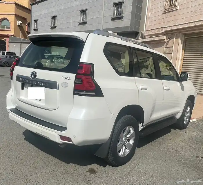 برادو 8 1 0 2 TX-L وارد عبداللطيف جميل 2