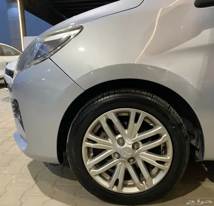 ميتسوبيشي اتراج الموديل 2022 نظيفة ممشي قليل علي الفحص 38