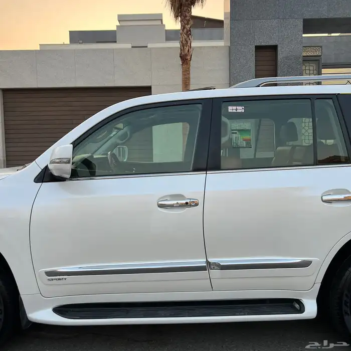 لكزس LX570 - 2012 محول 2015 بالكامل بحالة الوكالة . 4