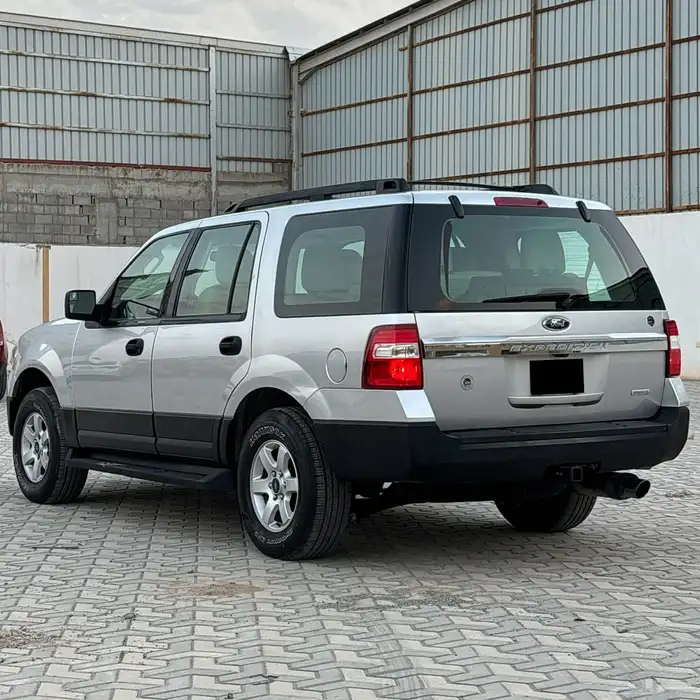 فورد اكسبديشن 2016 قصير بدون دبل سعودي 4