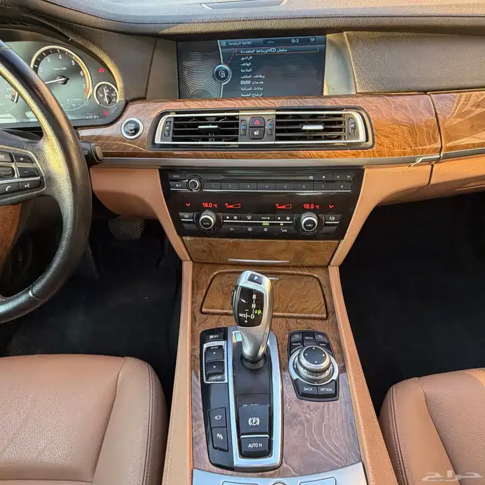 للبيع BMW 740Li مالك أول 7