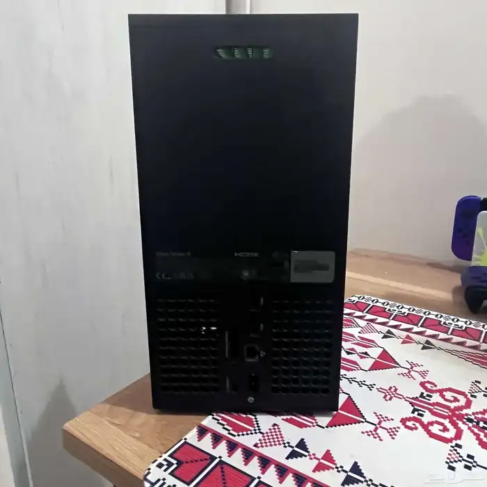 اكس بوكس للبيع مع أسلاكه بدون يد (الصامل يجي) 0