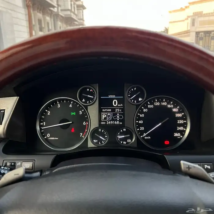 لكزس LX570 - 2012 محول 2015 بالكامل بحالة الوكالة . 46