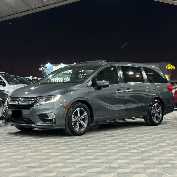 هوندا اوديسي 2018 فل كامل ابواب كهرباء 6 سلندر فتحه سقف 5