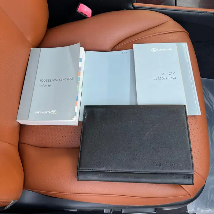 لكزس LX570 - 2012 محول 2015 بالكامل بحالة الوكالة . 35