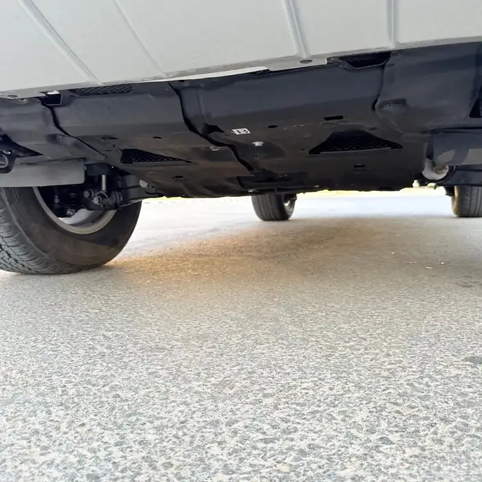 لاندكروزر 2015 فل كامل مخزن 24