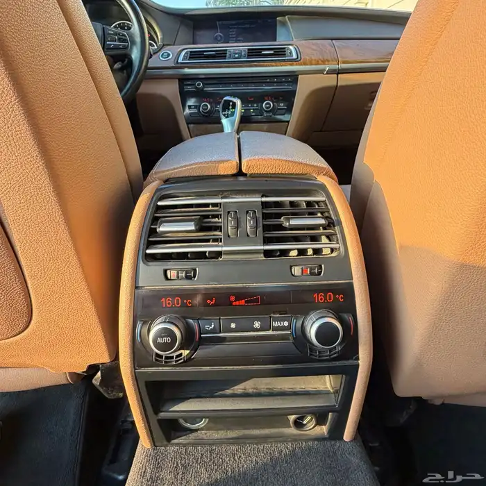 للبيع BMW 740Li مالك أول 11