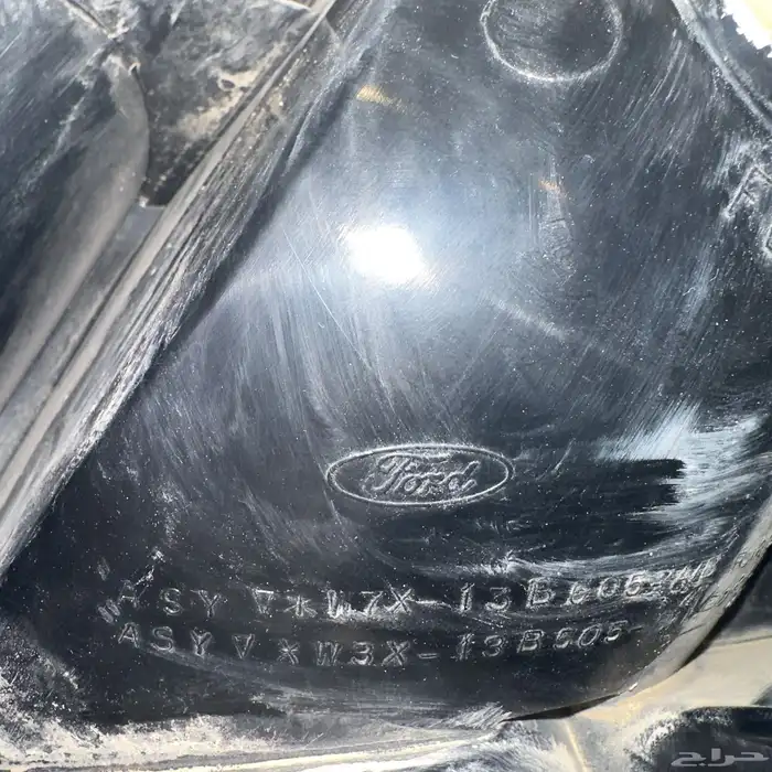 اصطبات كراون فيكتوريا 2000 - 2013 4