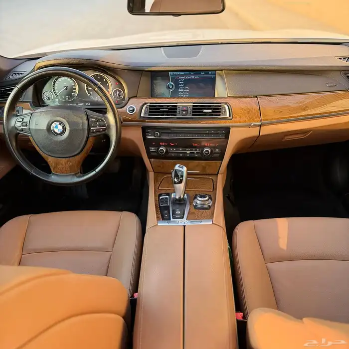 للبيع BMW 740Li مالك أول 13