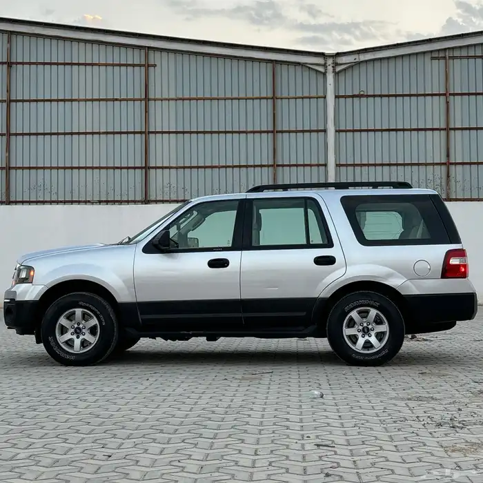 فورد اكسبديشن 2016 قصير بدون دبل سعودي 3