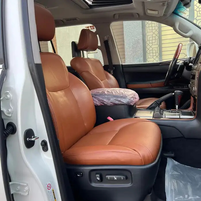 لكزس LX570 - 2012 محول 2015 بالكامل بحالة الوكالة . 34
