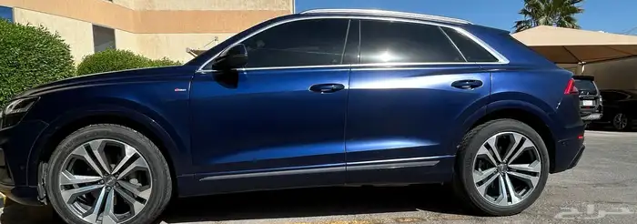 Audi Q8 six cylinders 8