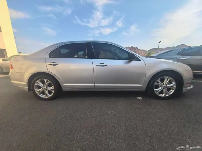 فورد فيوجن 2012 8