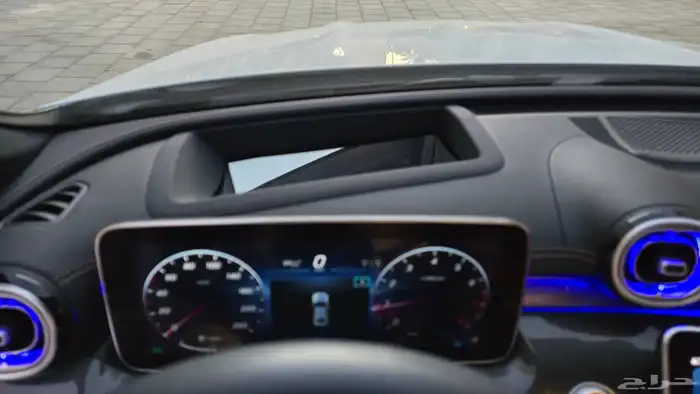 مرسيدس C300 موديل 2023 العداد 6 آلاف كيلو شبه جديد 23