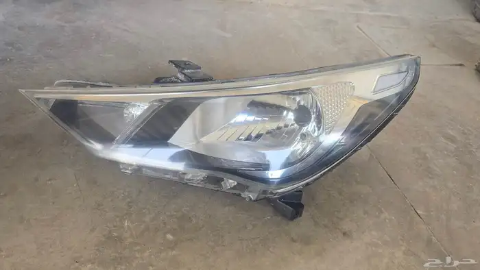 يتوفر شمعات اكسنت 2023 بحاله الوكاله 1