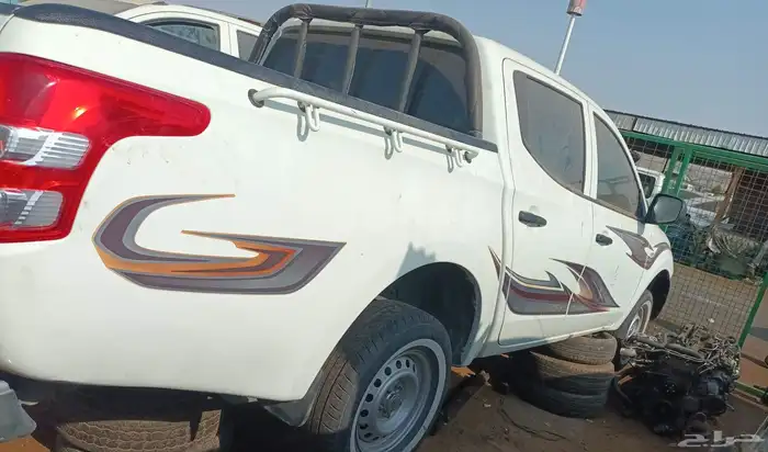 قطع غيار تشليح ميتسوبيشي L200 مديل 2000 الي 2024 3