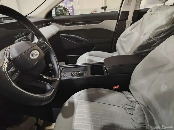 فورد تورس ترند 2025 8